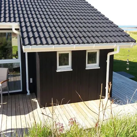 Vakantiehuis Tanna - 330m To The Inlet By Interhome *