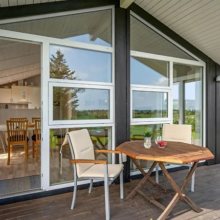 Tanna - 330m To The Fjord By Interhome