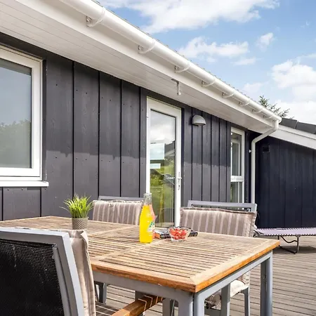 Tanna - 330m To The Fjord By Interhome *