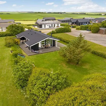Tanna - 330m To The Fjord By Interhome *